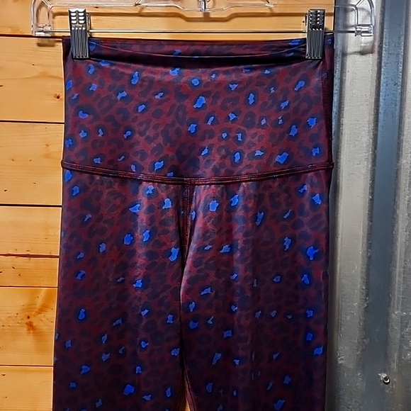 Beyond Yoga Pants - Beyond Yoga x Barre3 exclusive leggings! 7/8 length Size Medium